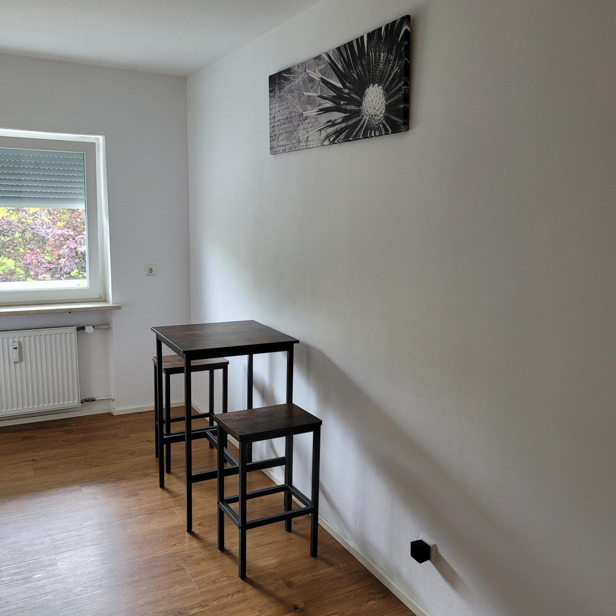 Schoene, Gemuetliche Moeblierte 2 Zi Wohnung In Rgb Regensburg Eksteriør bilde